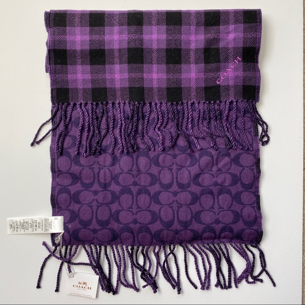🆕 Coach purple scarf